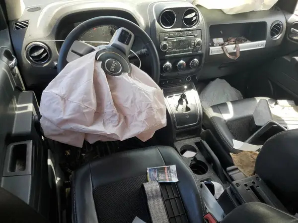 1C4NJCBA1GD776716 2016 JEEP COMPASS - Image 8
