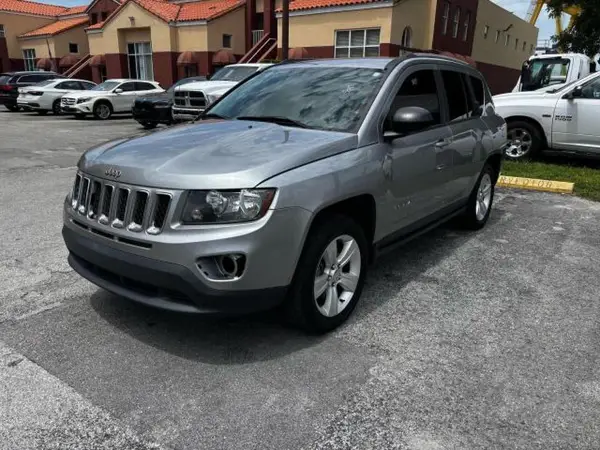 1C4NJCBA1HD123515 2017 JEEP COMPASS - Image 2