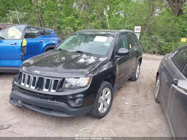1C4NJCBA1HD147863 2017 JEEP COMPASS - Image 2