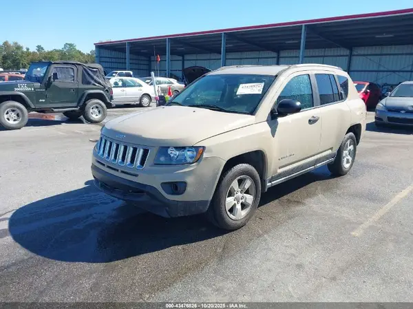 1C4NJCBA1HD185741 2017 JEEP COMPASS - Image 2