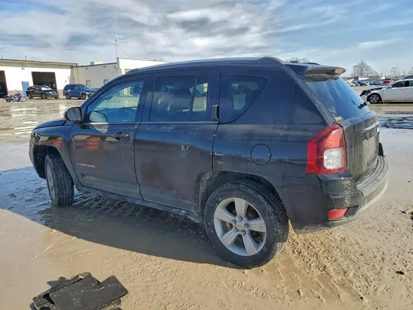 1C4NJCBA2GD508015 2016 JEEP COMPASS - Image 2