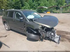 1C4NJCBA2GD525820 2016 JEEP COMPASS