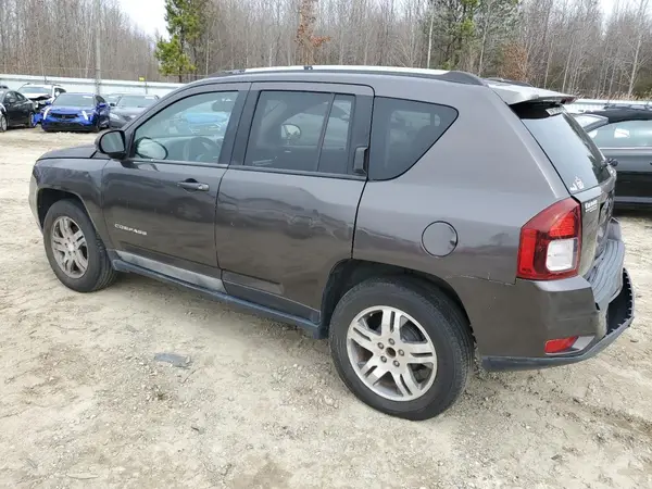 1C4NJCBA2GD611032 2016 JEEP COMPASS - Image 2
