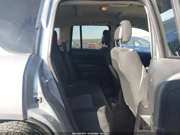 1C4NJCBA2GD612262 2016 JEEP COMPASS - Image 8