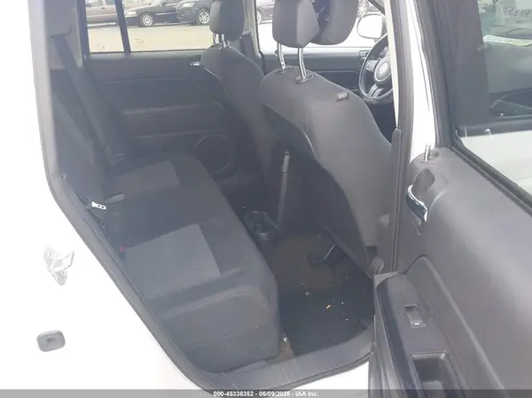 1C4NJCBA2GD633967 2016 JEEP COMPASS - Image 8