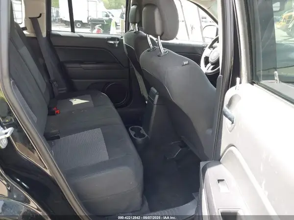 1C4NJCBA2GD641289 2016 JEEP COMPASS - Image 8