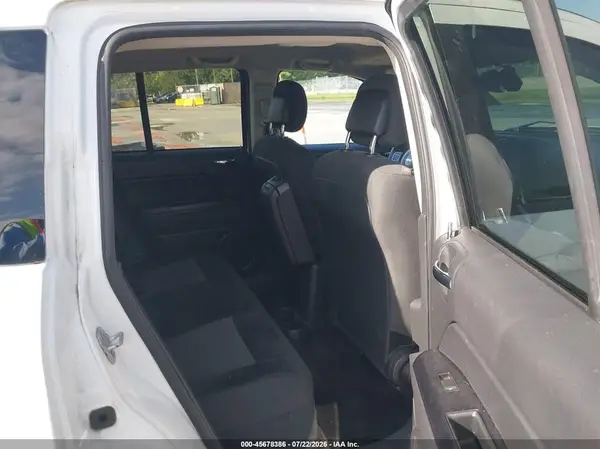 1C4NJCBA2GD641308 2016 JEEP COMPASS - Image 8