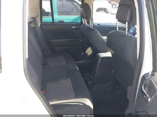 1C4NJCBA2GD675510 2016 JEEP COMPASS - Image 8