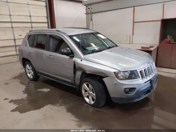 1C4NJCBA2GD743224 2016 JEEP COMPASS - Image 1