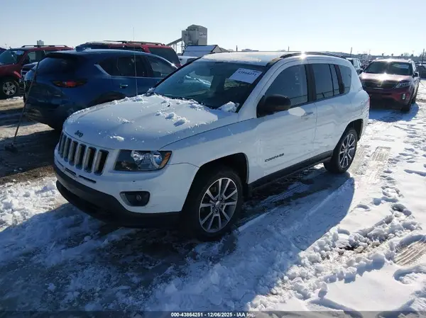 1C4NJCBA2GD803907 2016 JEEP COMPASS - Image 2