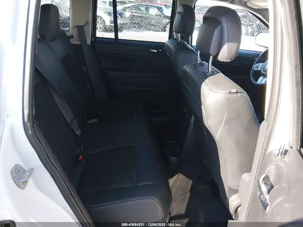 1C4NJCBA2GD803907 2016 JEEP COMPASS - Image 8