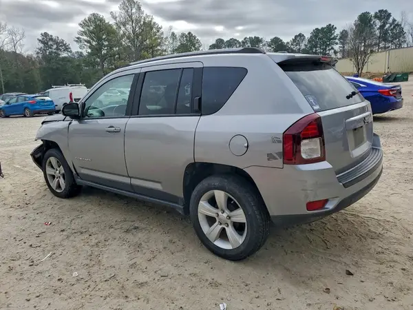 1C4NJCBA2GD815460 2016 JEEP COMPASS - Image 2