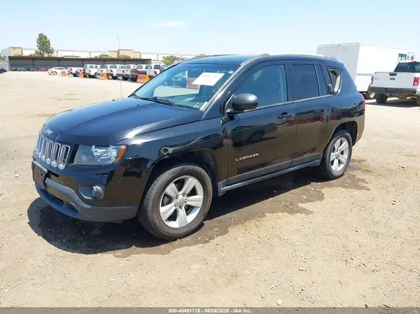 1C4NJCBA2HD124446 2017 JEEP COMPASS - Image 2