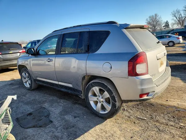 1C4NJCBA2HD146527 2017 JEEP COMPASS - Image 2