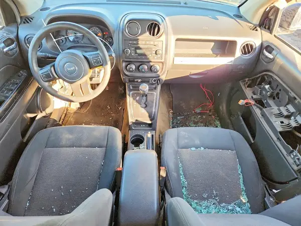 1C4NJCBA2HD146527 2017 JEEP COMPASS - Image 8