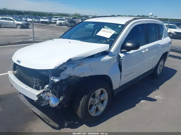 1C4NJCBA2HD186428 2017 JEEP COMPASS - Image 2