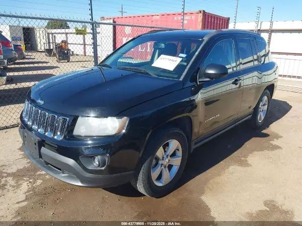 1C4NJCBA3GD524966 2016 JEEP COMPASS - Image 2