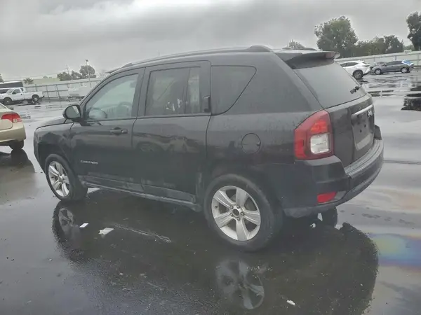 1C4NJCBA3GD568336 2016 JEEP COMPASS - Image 2