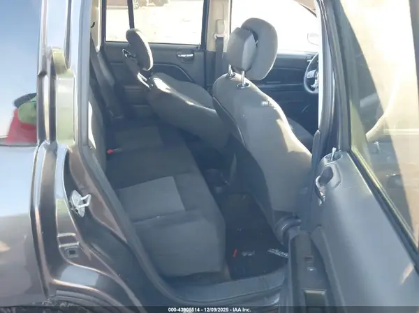 1C4NJCBA3GD568496 2016 JEEP COMPASS - Image 8