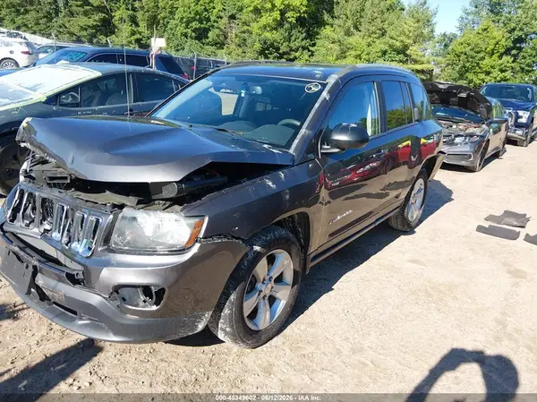 1C4NJCBA3GD611248 2016 JEEP COMPASS - Image 2