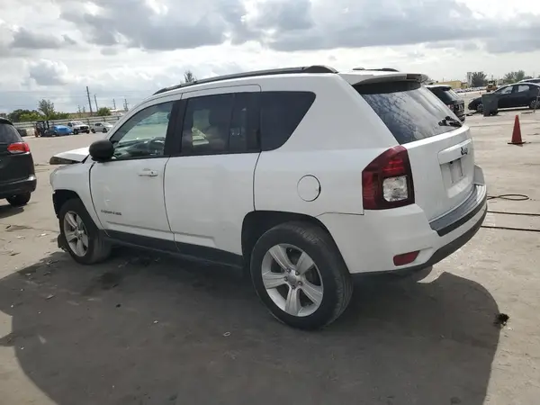1C4NJCBA3GD611735 2016 JEEP COMPASS - Image 2