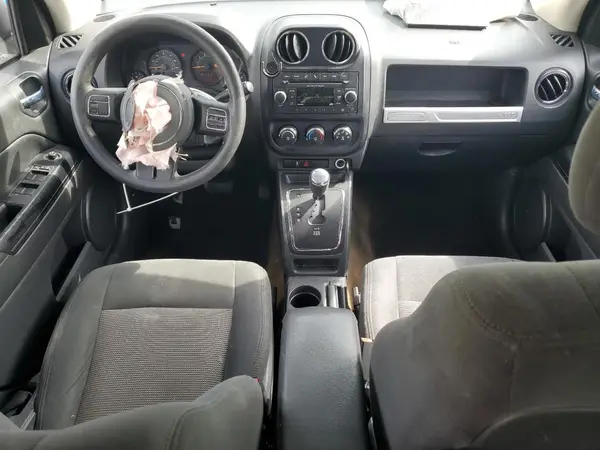 1C4NJCBA3GD611735 2016 JEEP COMPASS - Image 8