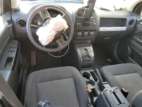 1C4NJCBA3GD612206 2016 JEEP COMPASS - Image 8