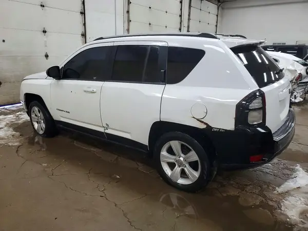 1C4NJCBA3GD615655 2016 JEEP COMPASS - Image 2
