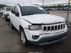 1C4NJCBA3GD621830 2016 JEEP COMPASS