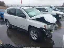1C4NJCBA3GD641835 2016 JEEP COMPASS