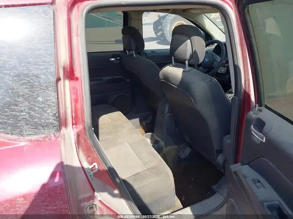 1C4NJCBA3GD681574 2016 JEEP COMPASS - Image 8