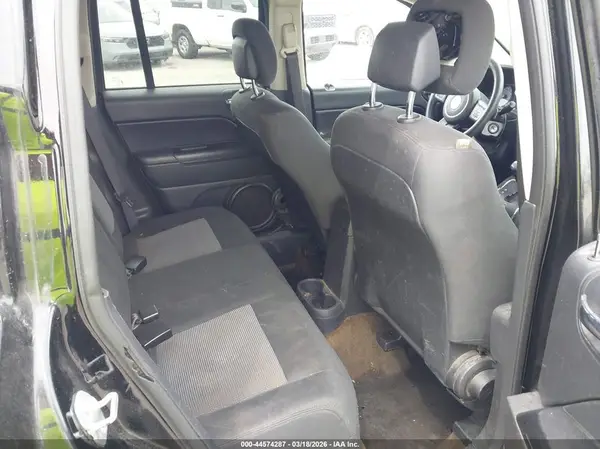 1C4NJCBA3GD687861 2016 JEEP COMPASS - Image 8