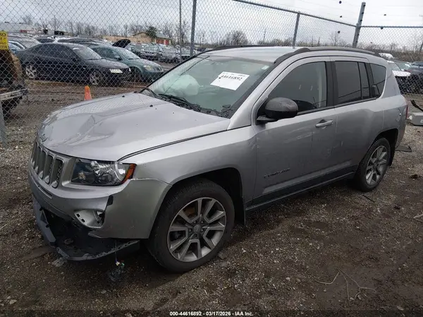 1C4NJCBA3GD789368 2016 JEEP COMPASS - Image 2