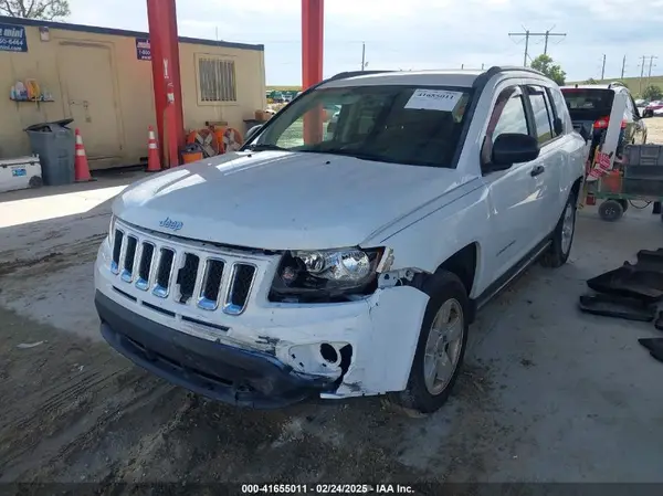 1C4NJCBA3GD815094 2016 JEEP COMPASS - Image 2