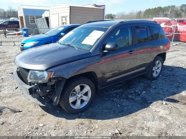 1C4NJCBA3HD147718 2017 JEEP COMPASS - Image 2