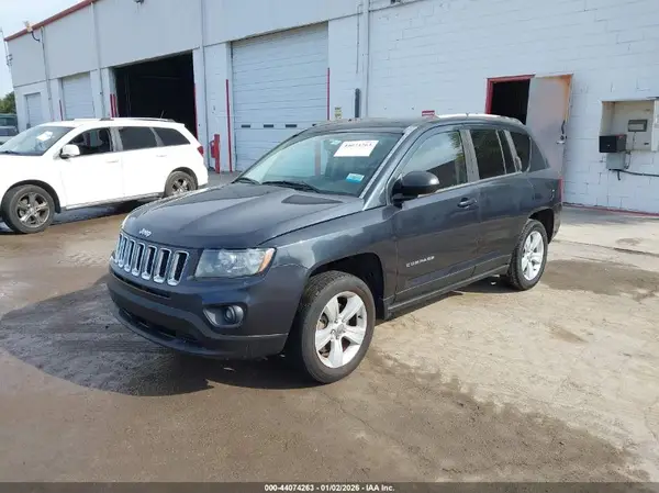 1C4NJCBA4GD552999 2016 JEEP COMPASS - Image 2
