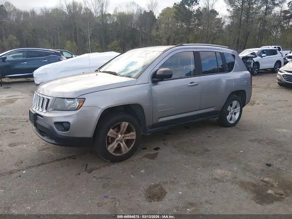 1C4NJCBA4GD743273 2016 JEEP COMPASS - Image 2