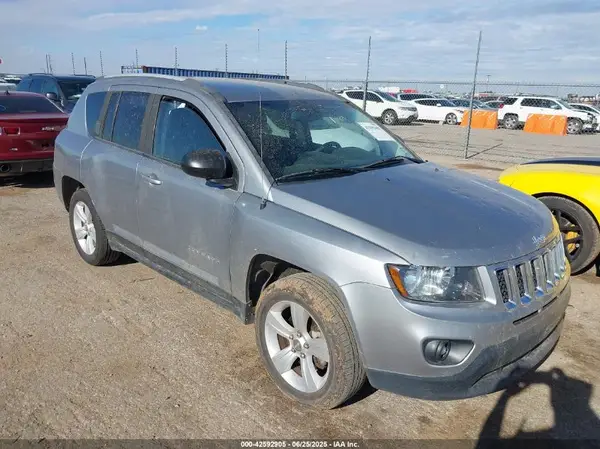 1C4NJCBA4GD812012 2016 JEEP COMPASS - Image 1