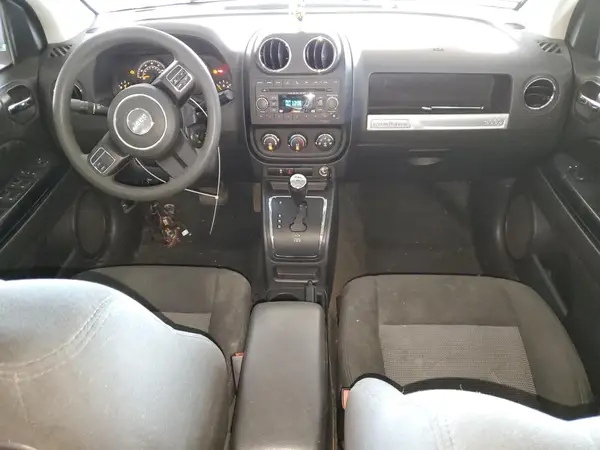 1C4NJCBA4GD815055 2016 JEEP COMPASS - Image 8