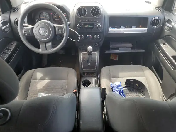 1C4NJCBA4HD123119 2017 JEEP COMPASS - Image 8