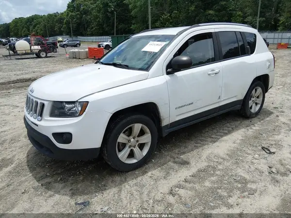 1C4NJCBA4HD123976 2017 JEEP COMPASS - Image 2