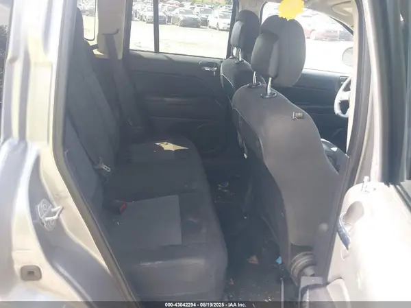 1C4NJCBA5GD561016 2016 JEEP COMPASS - Image 8