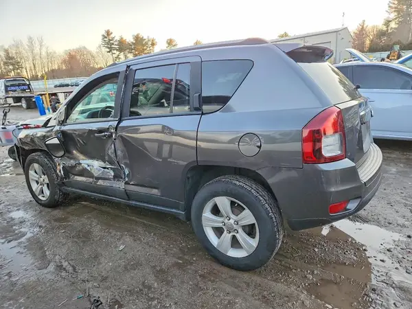 1C4NJCBA5GD567818 2016 JEEP COMPASS - Image 2