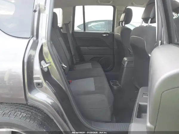 1C4NJCBA5GD611882 2016 JEEP COMPASS - Image 8