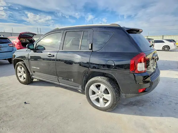 1C4NJCBA5GD615348 2016 JEEP COMPASS - Image 2