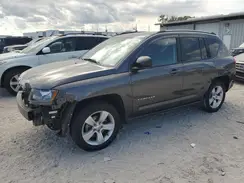 1C4NJCBA5GD620405 2016 JEEP COMPASS