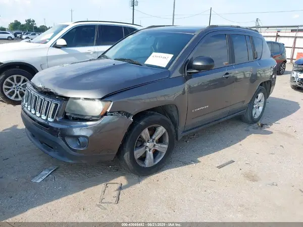 1C4NJCBA5GD665232 2016 JEEP COMPASS - Image 2