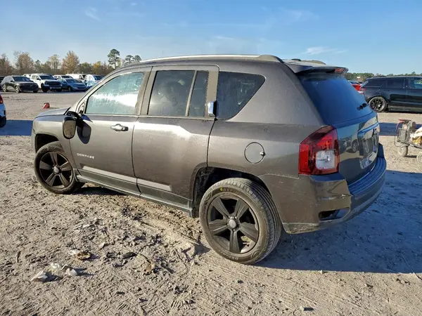 1C4NJCBA5GD812018 2016 JEEP COMPASS - Image 2
