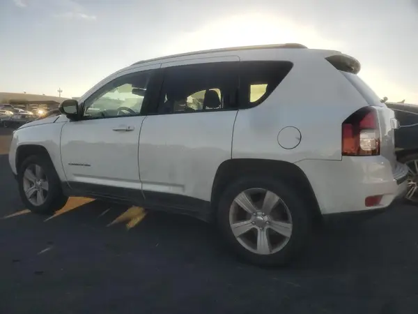1C4NJCBA5HD123226 2017 JEEP COMPASS - Image 2