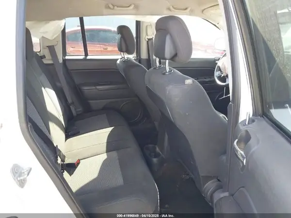 1C4NJCBA5HD123887 2017 JEEP COMPASS - Image 8